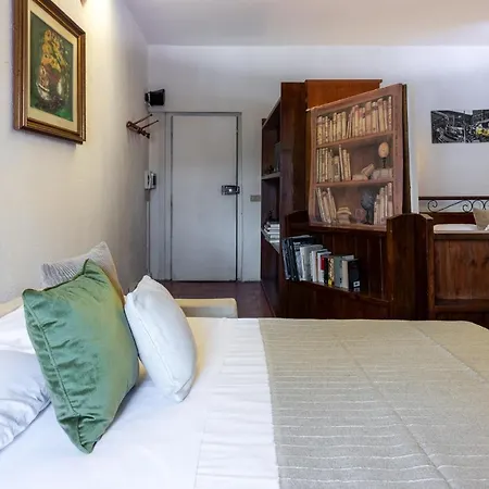 Centro Petite Apartment