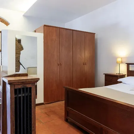 Apartment Centro Petite Ferrara