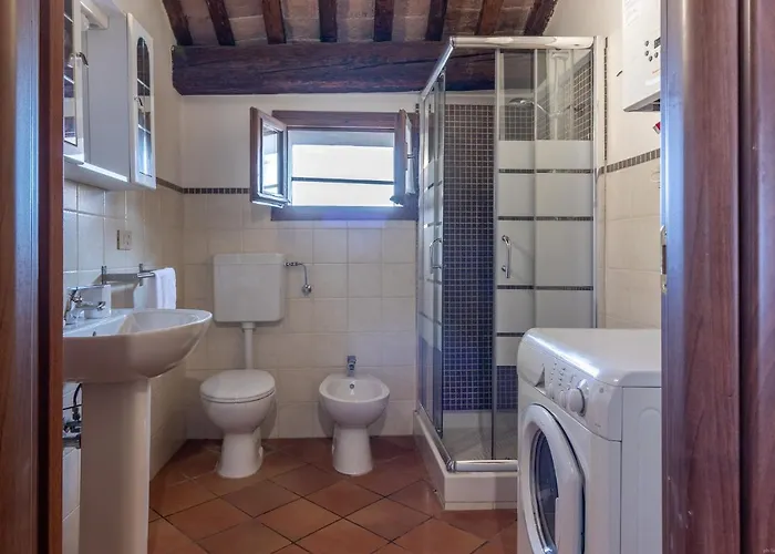 Guesthost - Centro Petite * Феррара