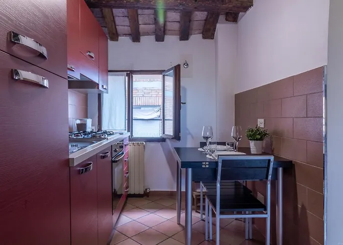 Guesthost - Centro Petite *